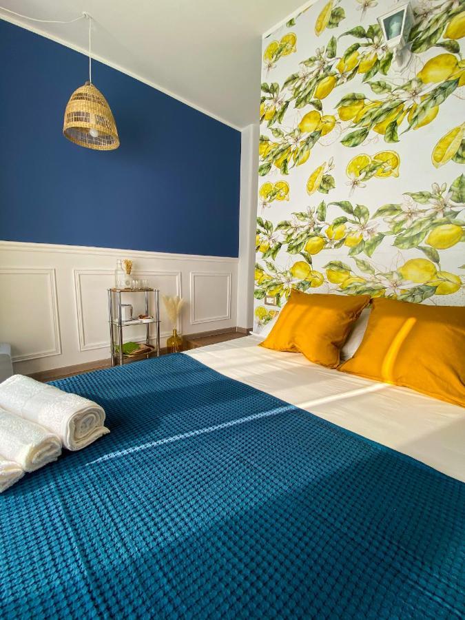 Finestra Sulla Sicilia Bed & Breakfast Catania Bagian luar foto