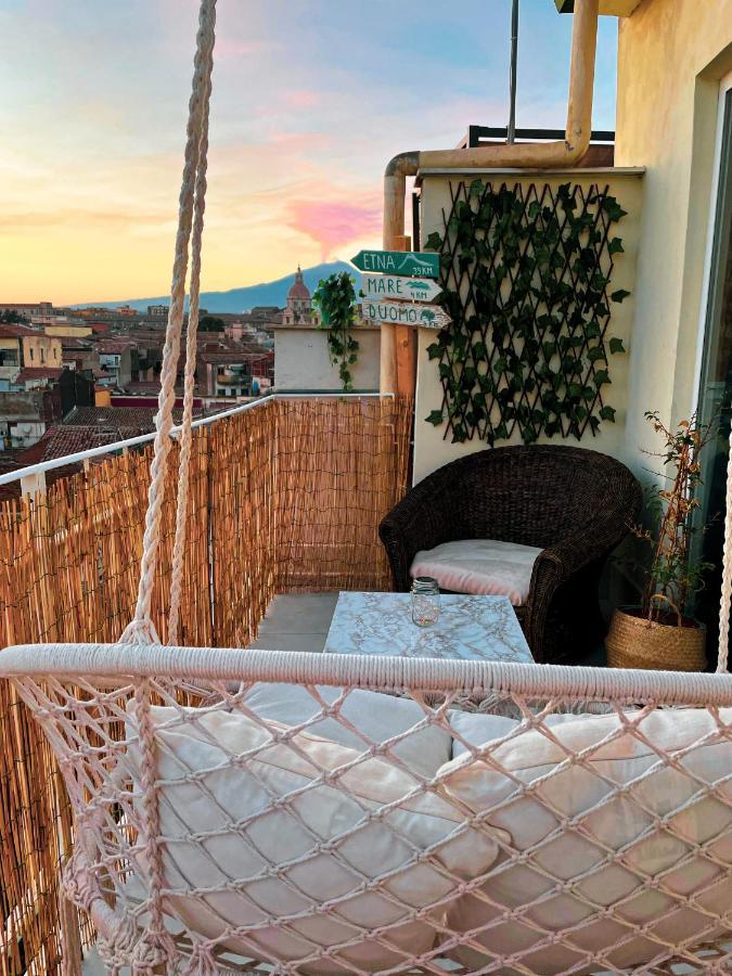 Finestra Sulla Sicilia Bed & Breakfast Catania Bagian luar foto
