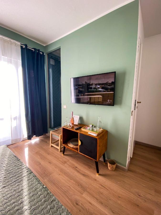Finestra Sulla Sicilia Bed & Breakfast Catania Bagian luar foto
