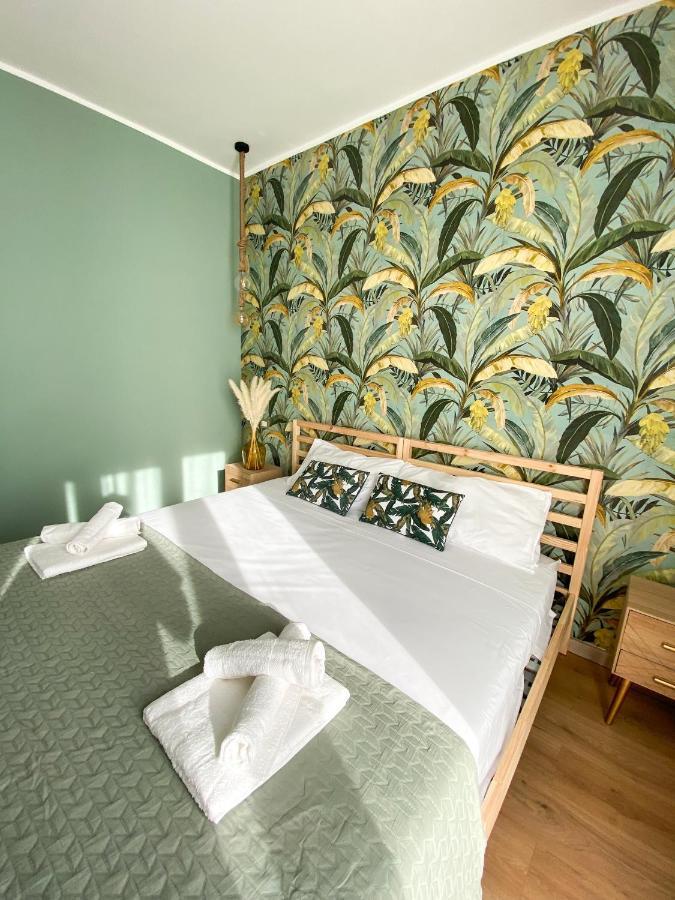 Finestra Sulla Sicilia Bed & Breakfast Catania Bagian luar foto