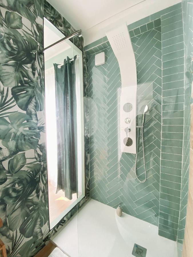 Finestra Sulla Sicilia Bed & Breakfast Catania Bagian luar foto